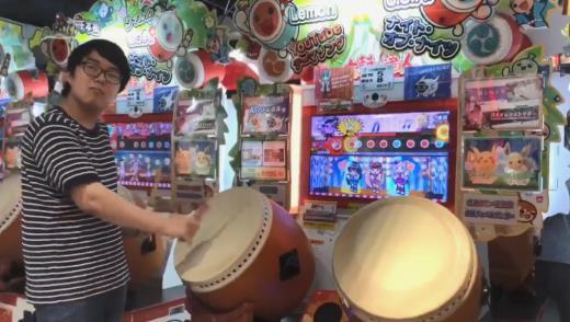 专业鼓手也自叹不如！岛国神玩盲敲太鼓达人全中神技