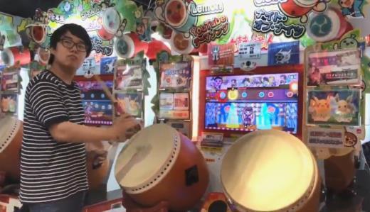 专业鼓手也自叹不如！岛国神玩盲敲太鼓达人全中神技