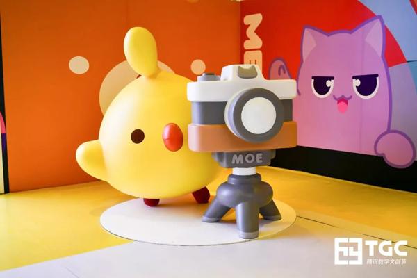 星巴克为消除联萌专属定制的特饮中，冰淇朵定制了几款呢