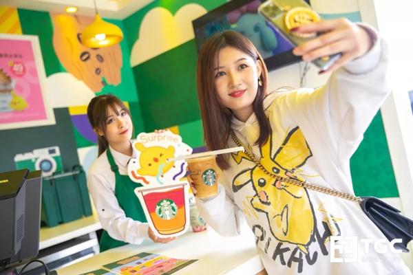 星巴克为消除联萌专属定制的特饮中，冰淇朵定制了几款呢