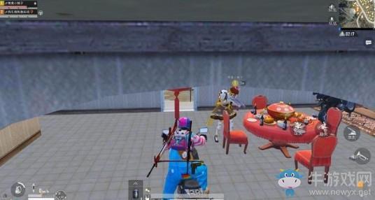 《和平精英》汽车上吃年夜饭bug