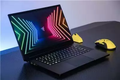 “让游戏走进生活”发布会圆满成功 雷蛇灵刃携手EDG共同见面电竞玩家 