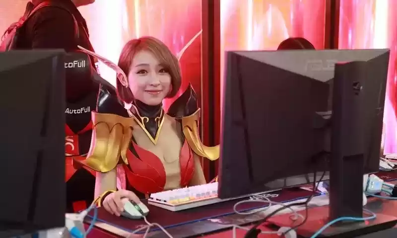 英魂之刃手游偶像天团HER是谁