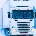 雪山卡车模拟器