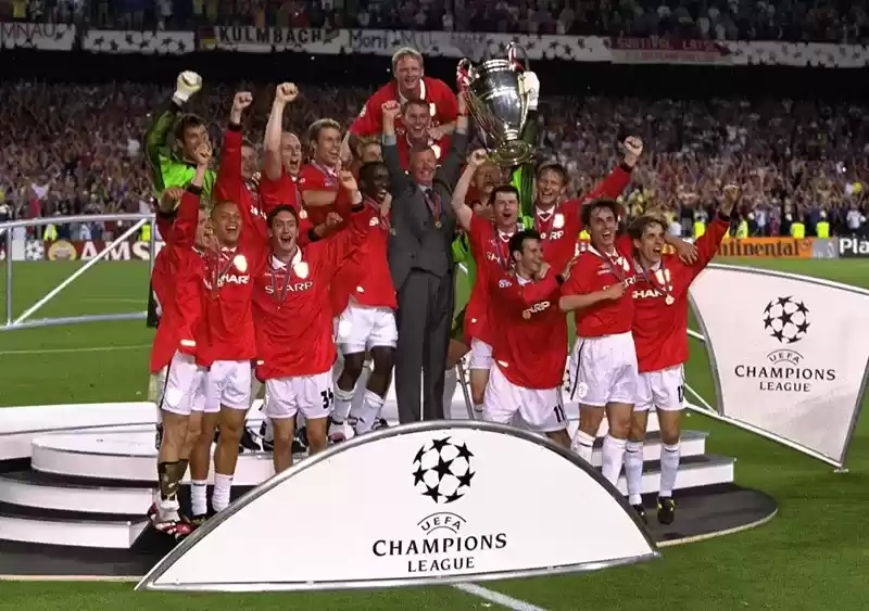 风流倜傥少年郎，圆月弯刀写华章！