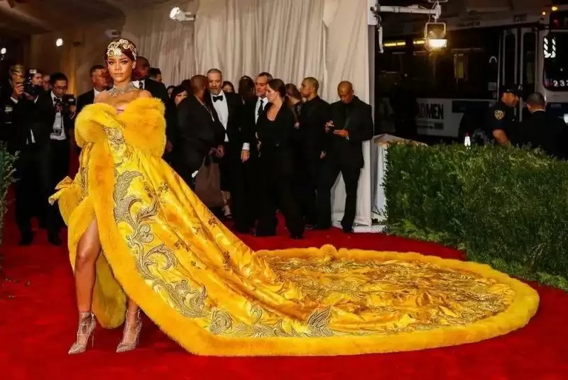 让世界看到中国高定之美！绝对演绎X郭培联名顶奢裙装首曝！