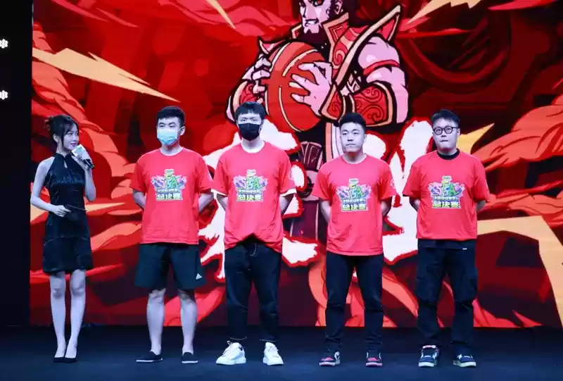 《街头篮球》最强星C诞生 星空阿昊眼泪首夺SFSA总冠军