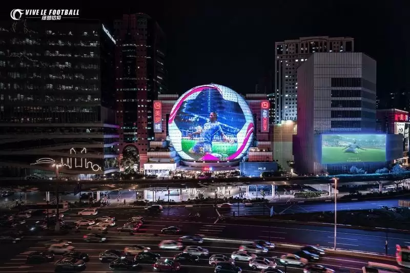 巨球空降魔都？《绿茵信仰》不滚卡的足球游戏之光