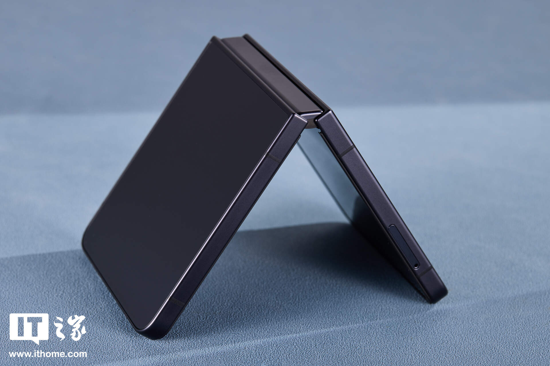 三星Galaxy Z Flip7铰链