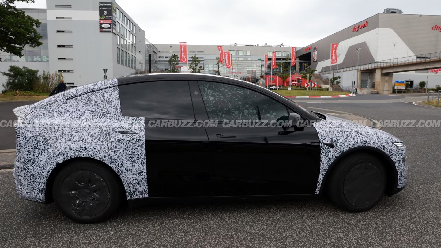 特斯拉Model Y L伪装车