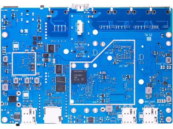 BPI-R4 Lite背面设计