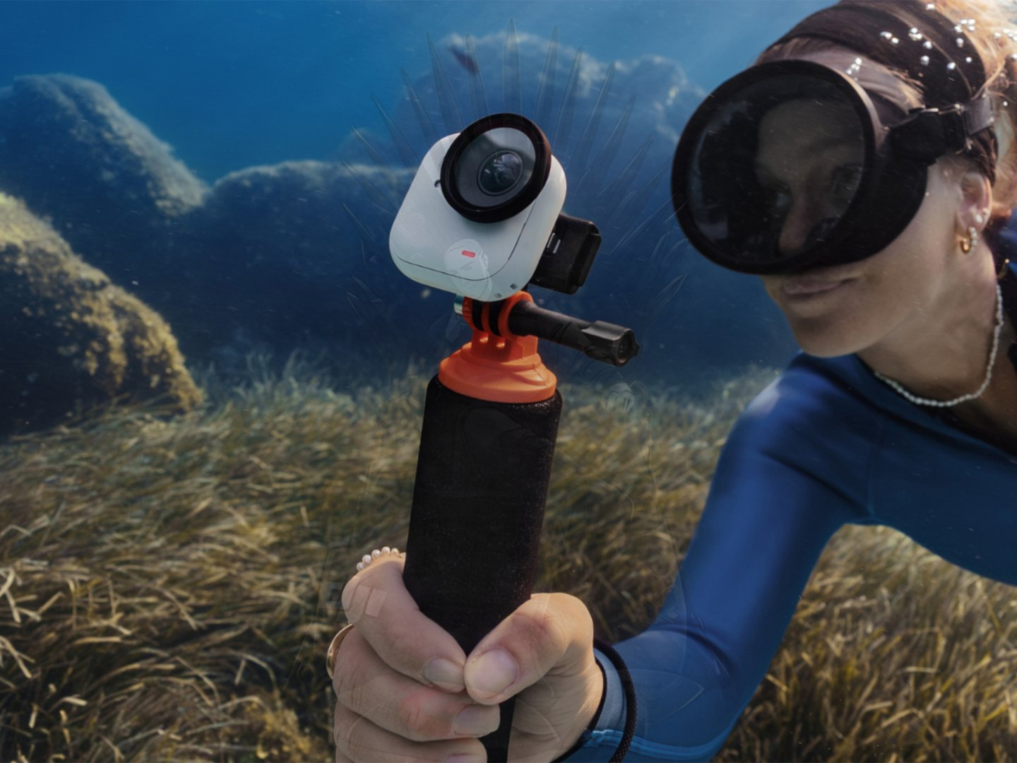 Insta360 Go Ultra 运动相机外观