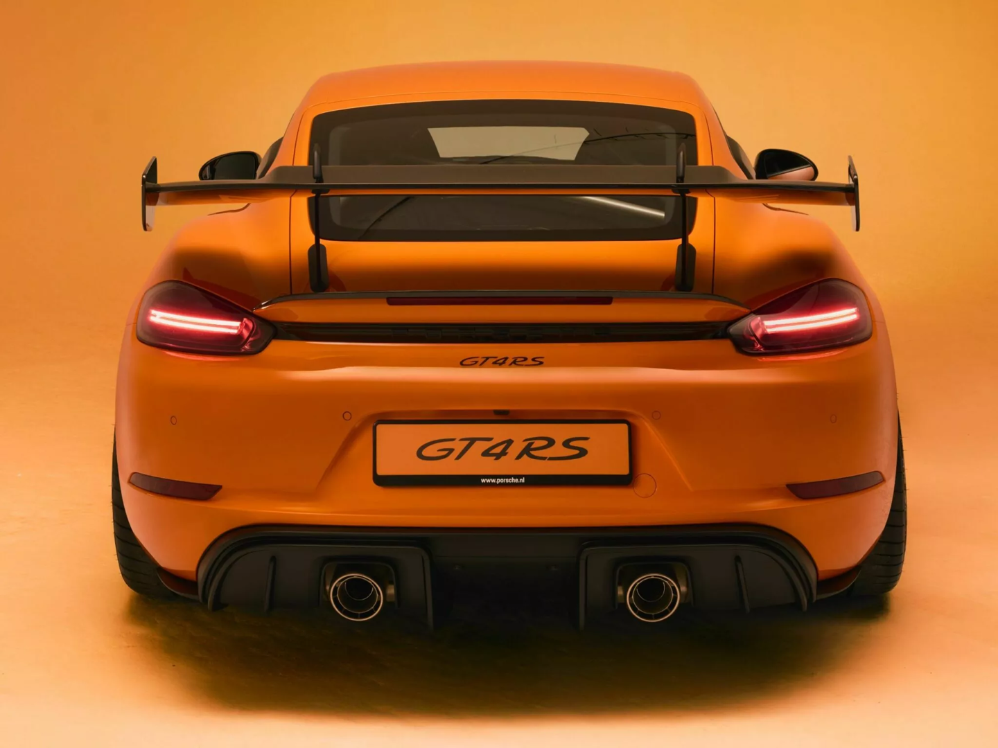 全球仅 1 辆：保时捷展示“郁金香”特别版 718 Cayman GT4 RS 超跑