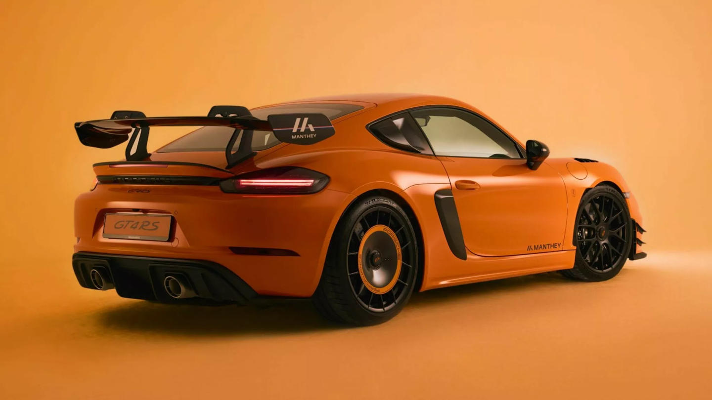 全球仅 1 辆：保时捷展示“郁金香”特别版 718 Cayman GT4 RS 超跑