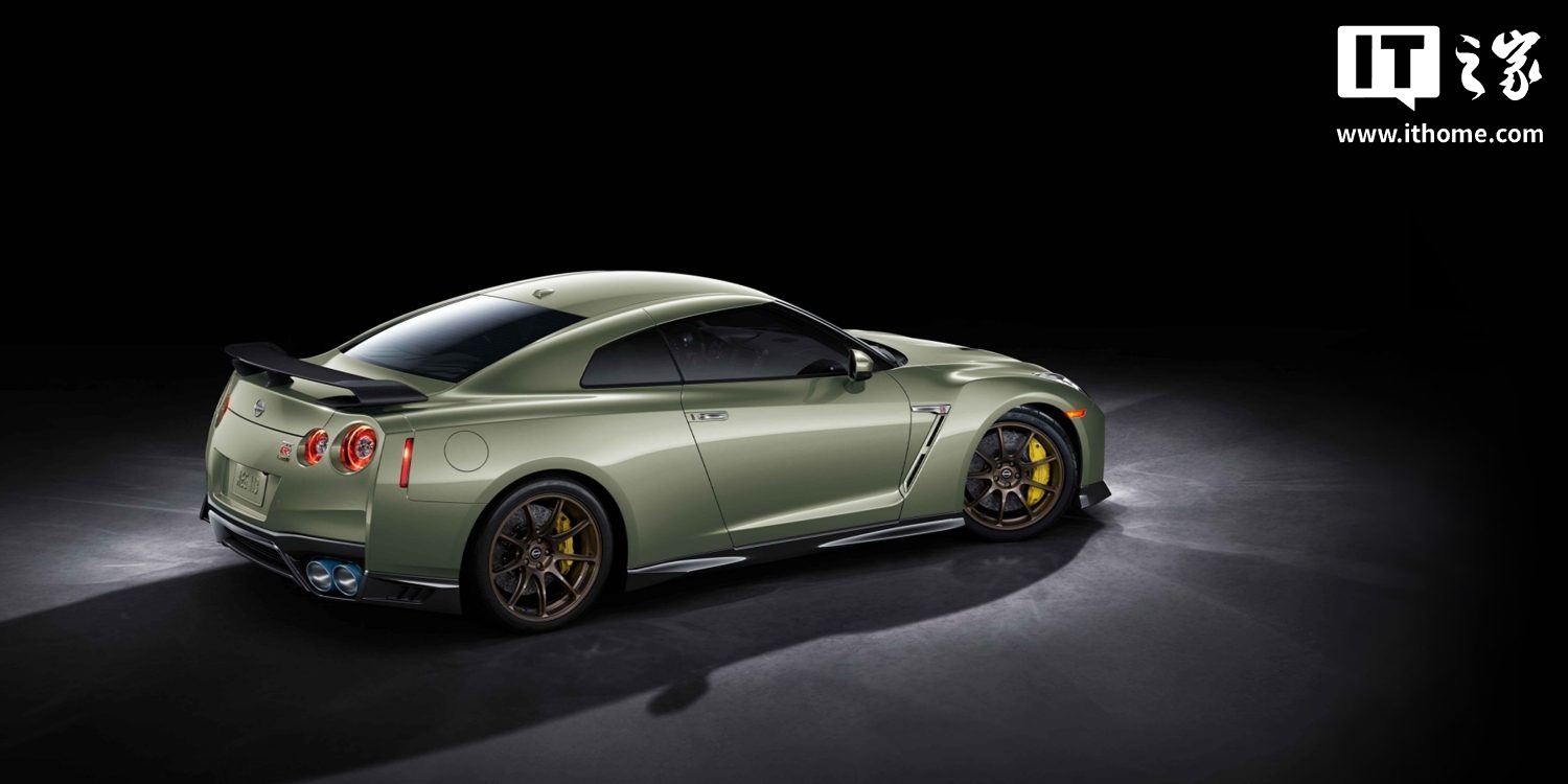 GT-R R35纽北创纪录，树立超跑新标杆