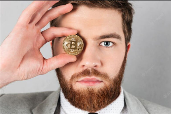 暴跌背后：比特币市场恐慌与风险揭秘