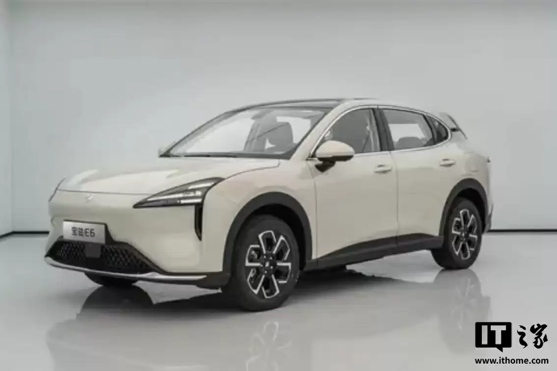 2026 款宝骏 E6 畅享版“网约车型”上市:云海 EV 同款外观总成,14.98 万元