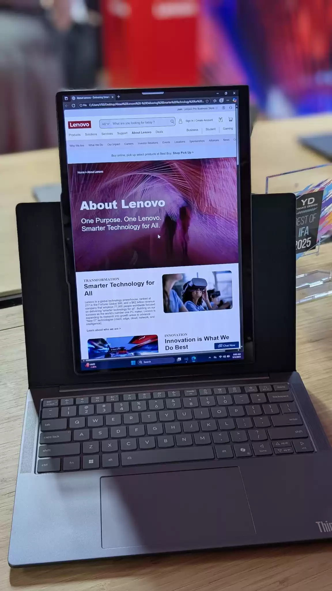 联想发布 ThinkBook VertiFlex 概念笔记本:屏幕可旋转切换横向 / 纵向