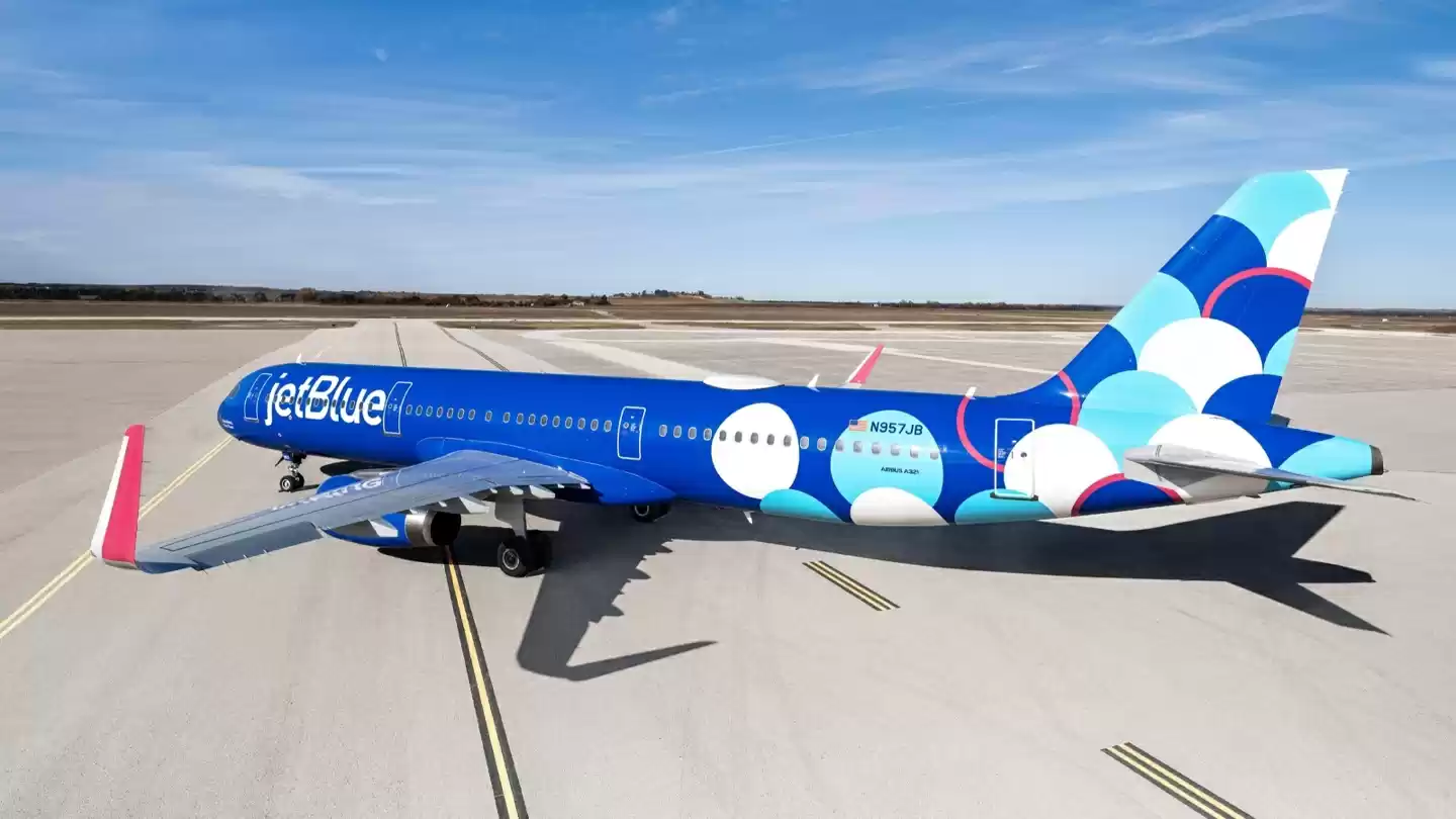 亚马逊“柯伊伯”卫星互联网服务拿下首家航司客户 JetBlue 捷蓝航空