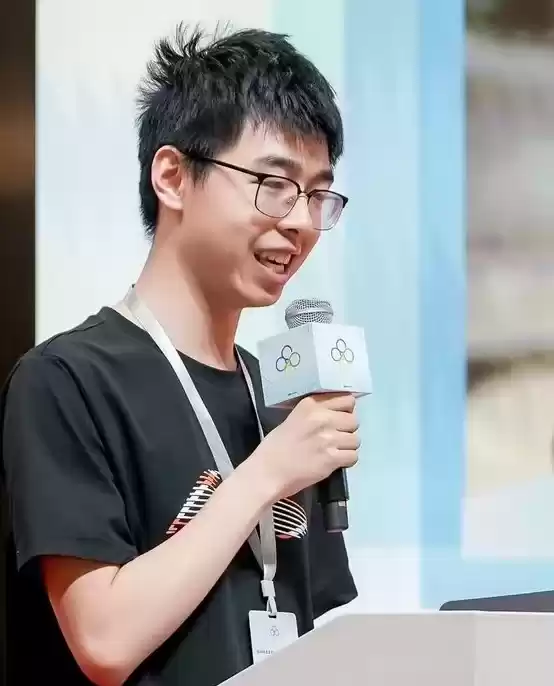 力压哈佛 MIT！北交大、清华勇夺 2025 国际大学生程序设计竞赛金牌