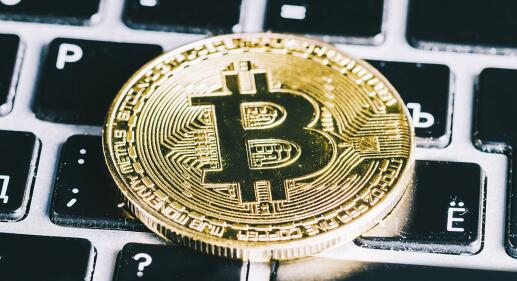 比特币暴跌原因揭秘：现金分叉与监管压力