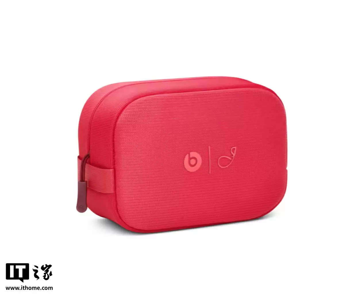 1799 元,苹果联名韩国音乐明星 JENNIE 特别版 Beats Solo 4 限量耳机国行发售