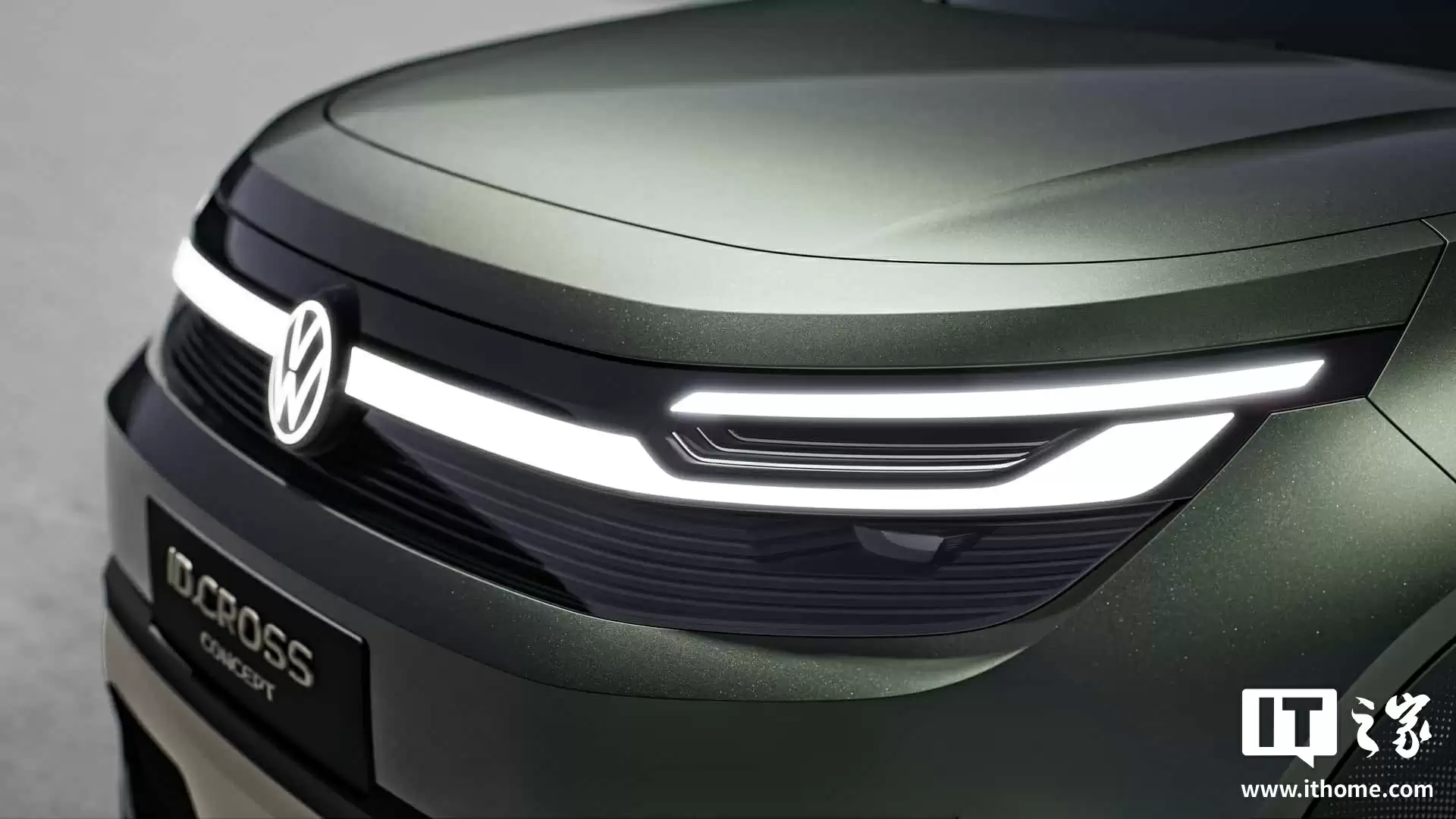 大众 ID. Cross 概念车亮相:定位入门电动 SUV,明年量产