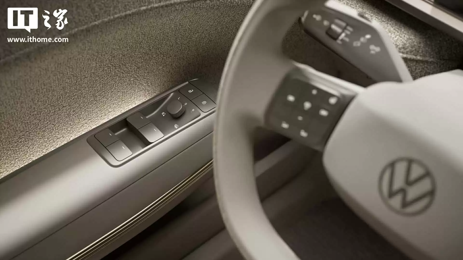 大众 ID. Cross 概念车亮相:定位入门电动 SUV,明年量产