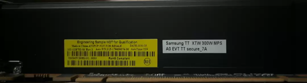 AMD Radeon AI PRO R9700 专业显卡工程验证测试 (EVT) 样品现身