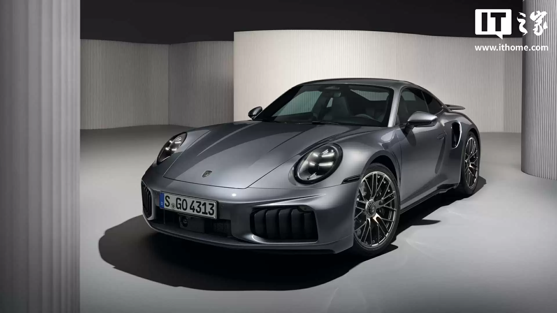 史上最强 911:2026 款保时捷 911 Turbo S 发布,混动系统加持、272.8 万元起