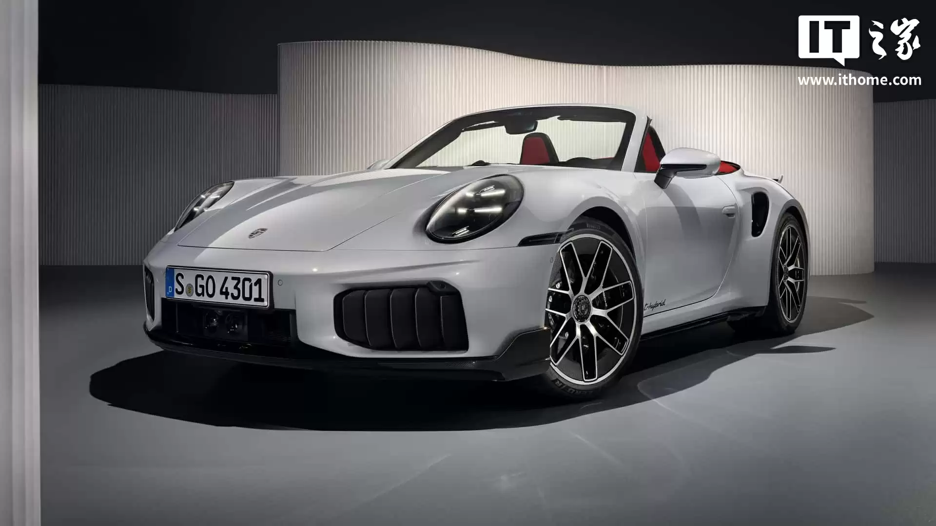 史上最强 911:2026 款保时捷 911 Turbo S 发布,混动系统加持、272.8 万元起