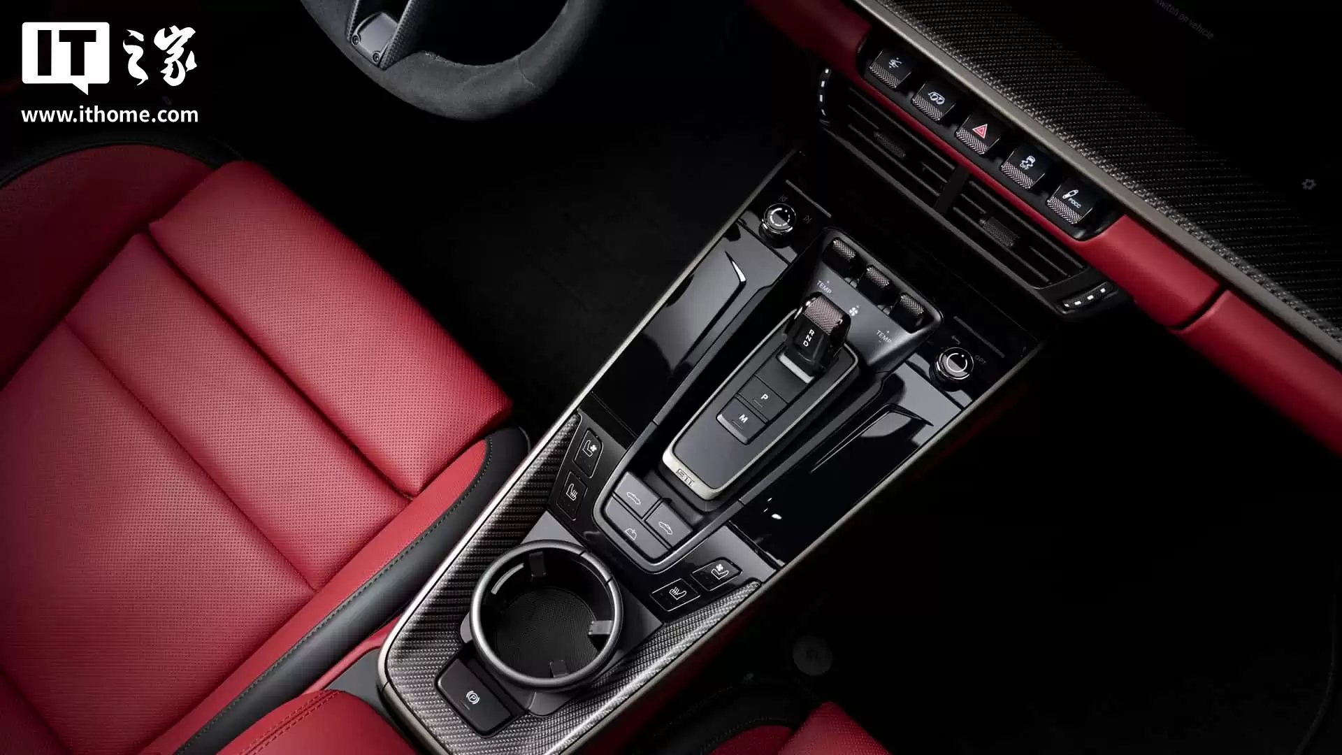 史上最强 911:2026 款保时捷 911 Turbo S 发布,混动系统加持、272.8 万元起