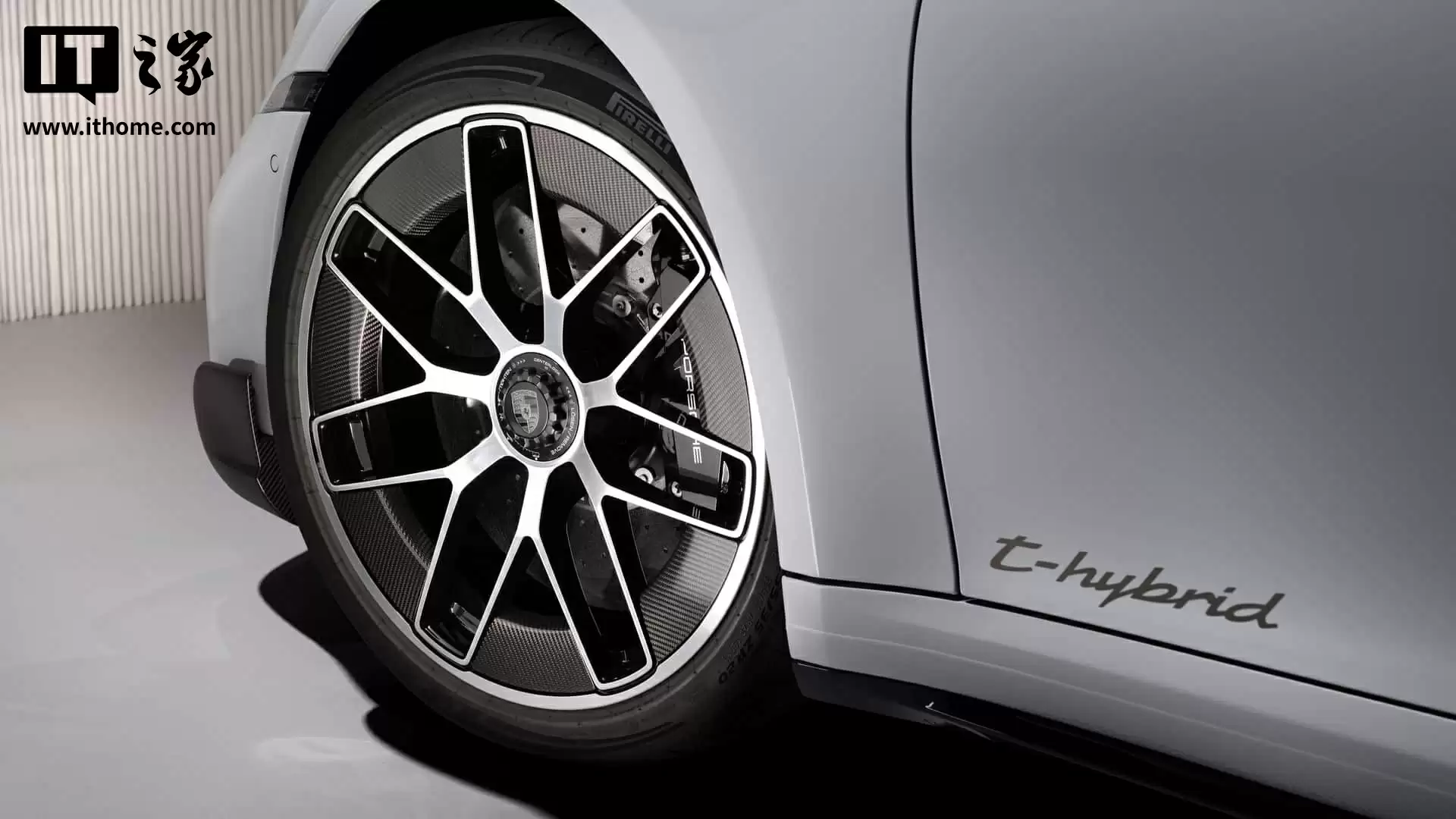 史上最强 911:2026 款保时捷 911 Turbo S 发布,混动系统加持、272.8 万元起