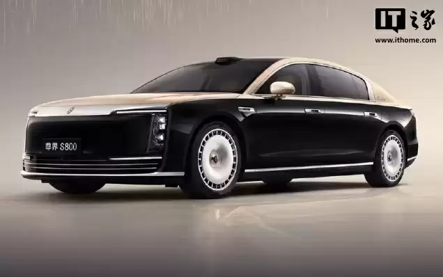 鸿蒙智行尊界 S800 汽车首月交付超 1000 辆