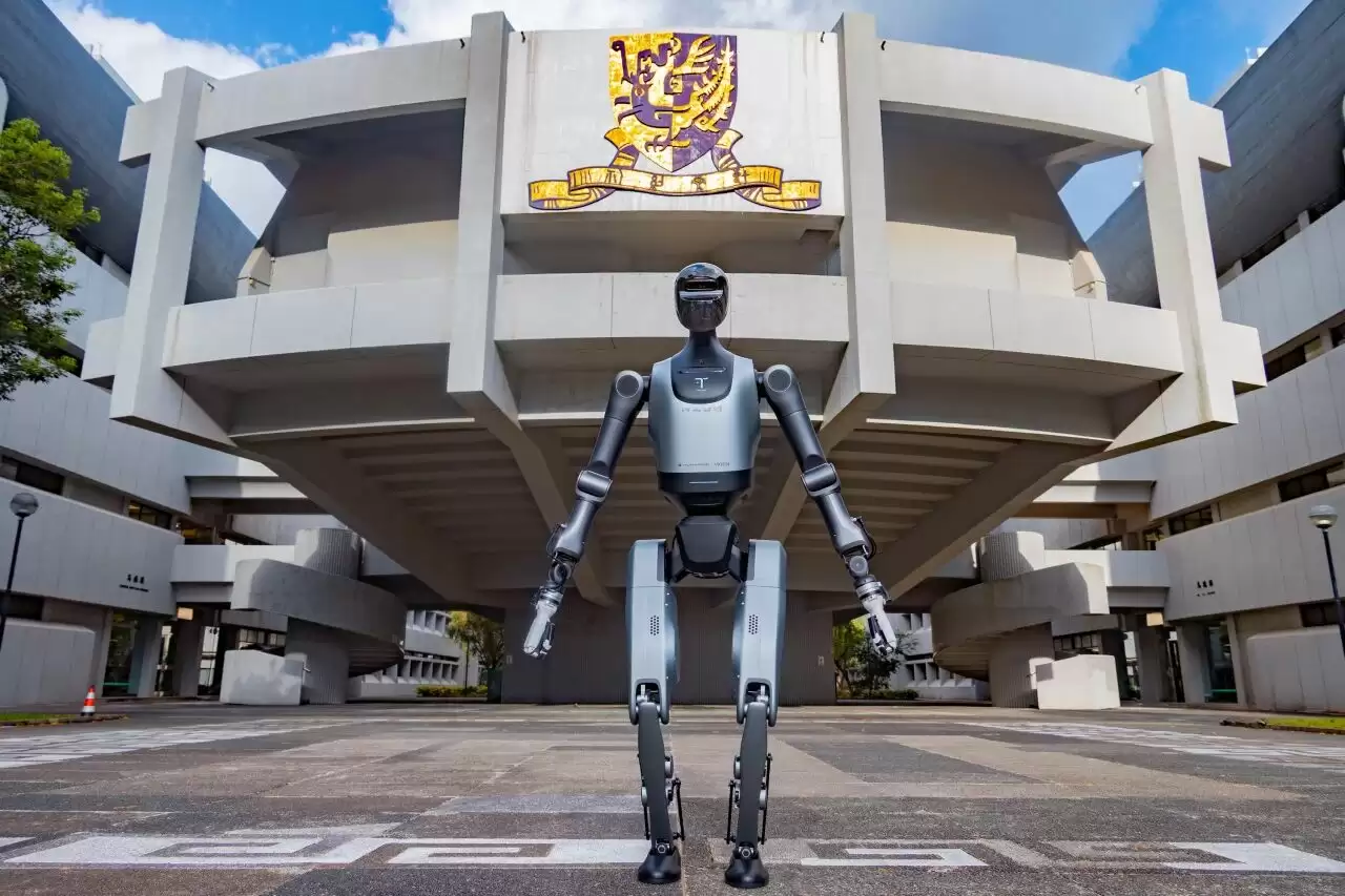 业内首款 30 万元以下科研级人形机器人：优必选天工行者宣布今日上架京东，基础款 29.9 万元