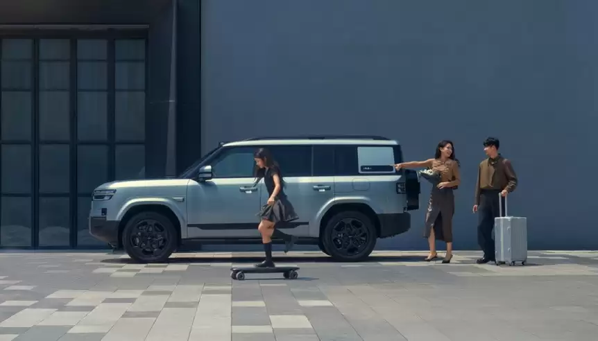 比亚迪“大五座天花板”方程豹钛 7 火爆上市，售价 17.98 万元起