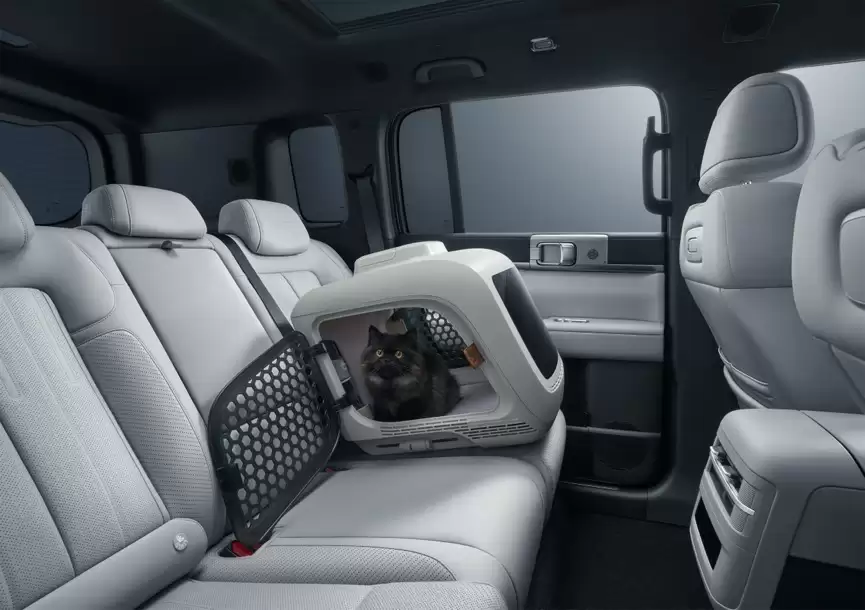 比亚迪“大五座天花板”方程豹钛 7 火爆上市，售价 17.98 万元起