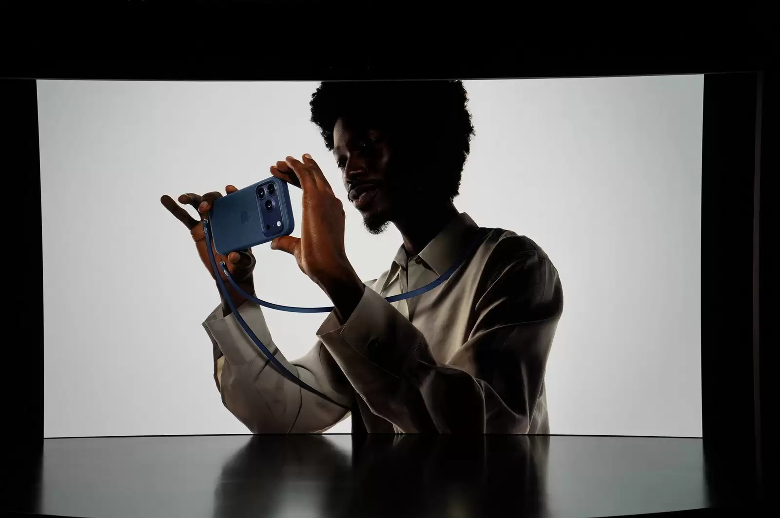 苹果创新环保材质，为 iPhone 17 Pro / Max 推 TechWoven 手机壳