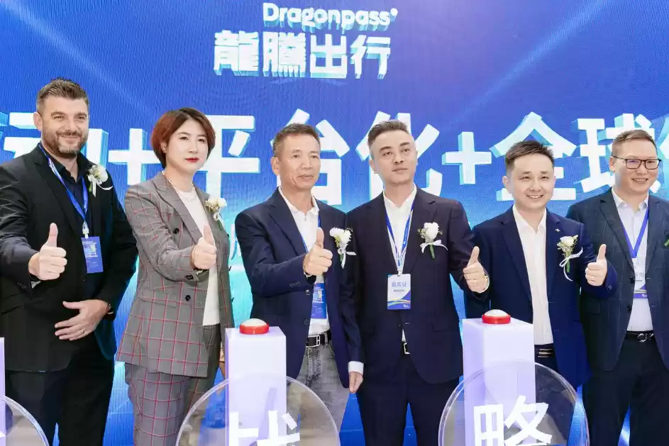 龙腾出行战略升级,打造“AI驱动的全球领先的旅行和生活方式平台”