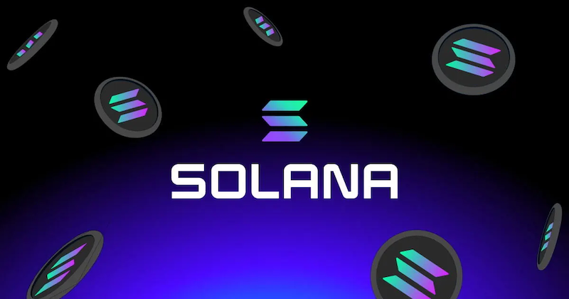 Solana价格回升至约 $220+，大型鲸鱼活动与机构买盘被监测到