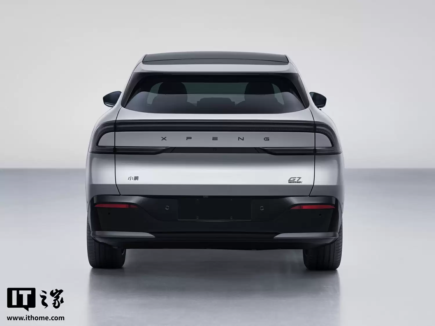 小鹏 G7 增程版中型 SUV 申报：纯电续航 325 公里