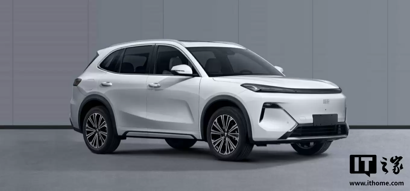 吉利银河星舰 7 汽车纯电版申报，插混版新增 29.8kWh 大电池