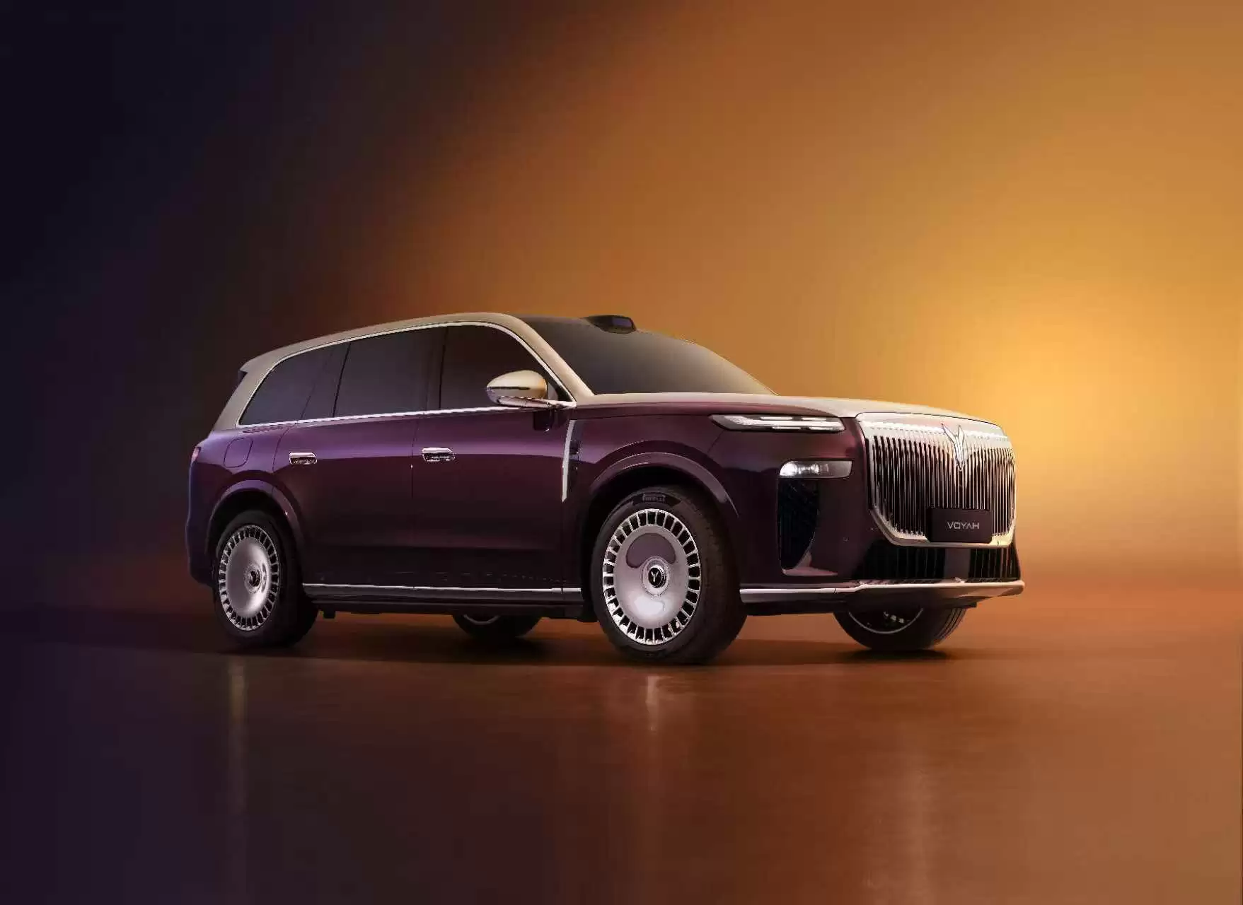 岚图全新旗舰大六座 SUV 搭载华为乾崑 ADS 4 四激光雷达方案 + 鸿蒙座舱 5，将交出“中式现代豪华”答卷