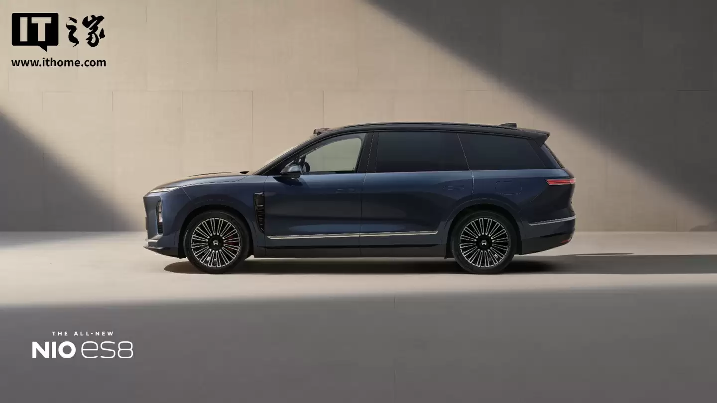 蔚来全新 ES8 开启试驾后排到凌晨 1 点，今晚起全国门店推迟闭店时间