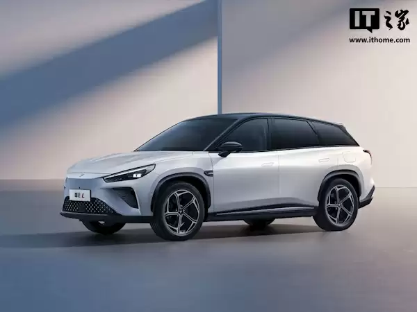 哪吒汽车管理人回应车联网服务停机：联想懂的单方面终止了服务