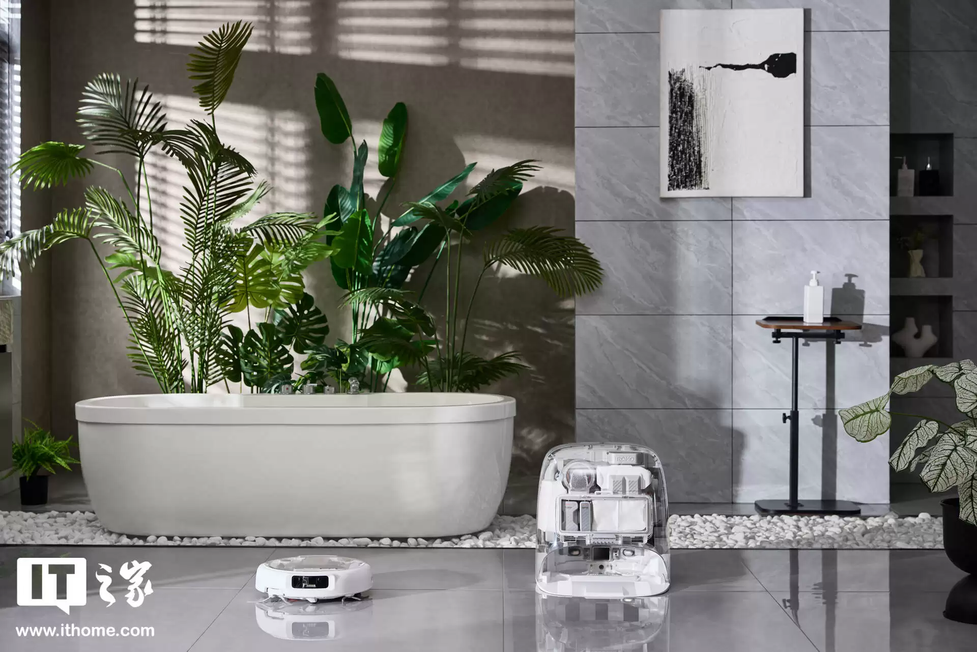 【IT之家评测室】大疆首款扫地机器人 ROMO 体验:无人机巨头的地面清洁挑战