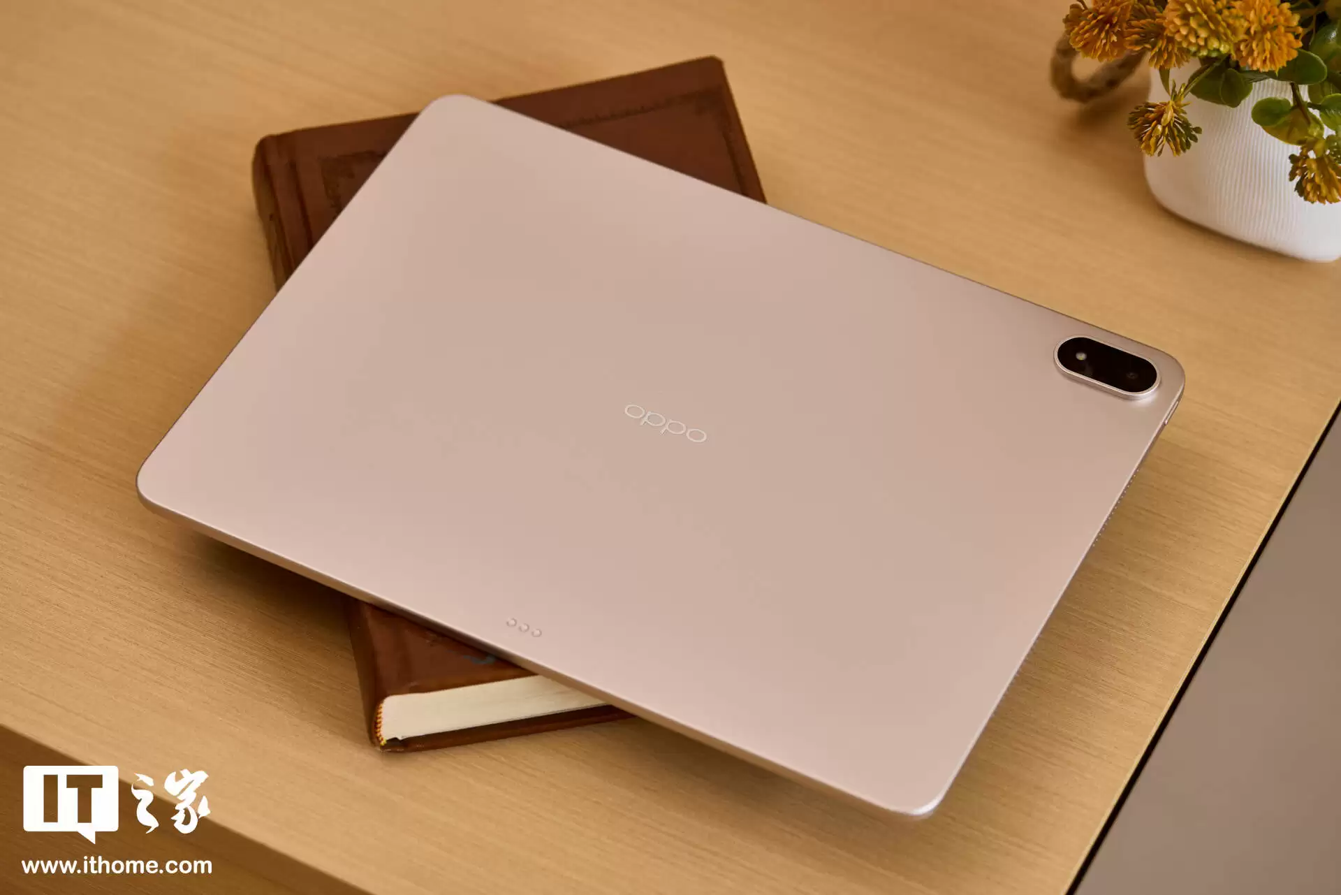 OPPO Pad 5 平板参数曝光:12.1 英寸 LCD 屏,天玑 9400+ 处理器