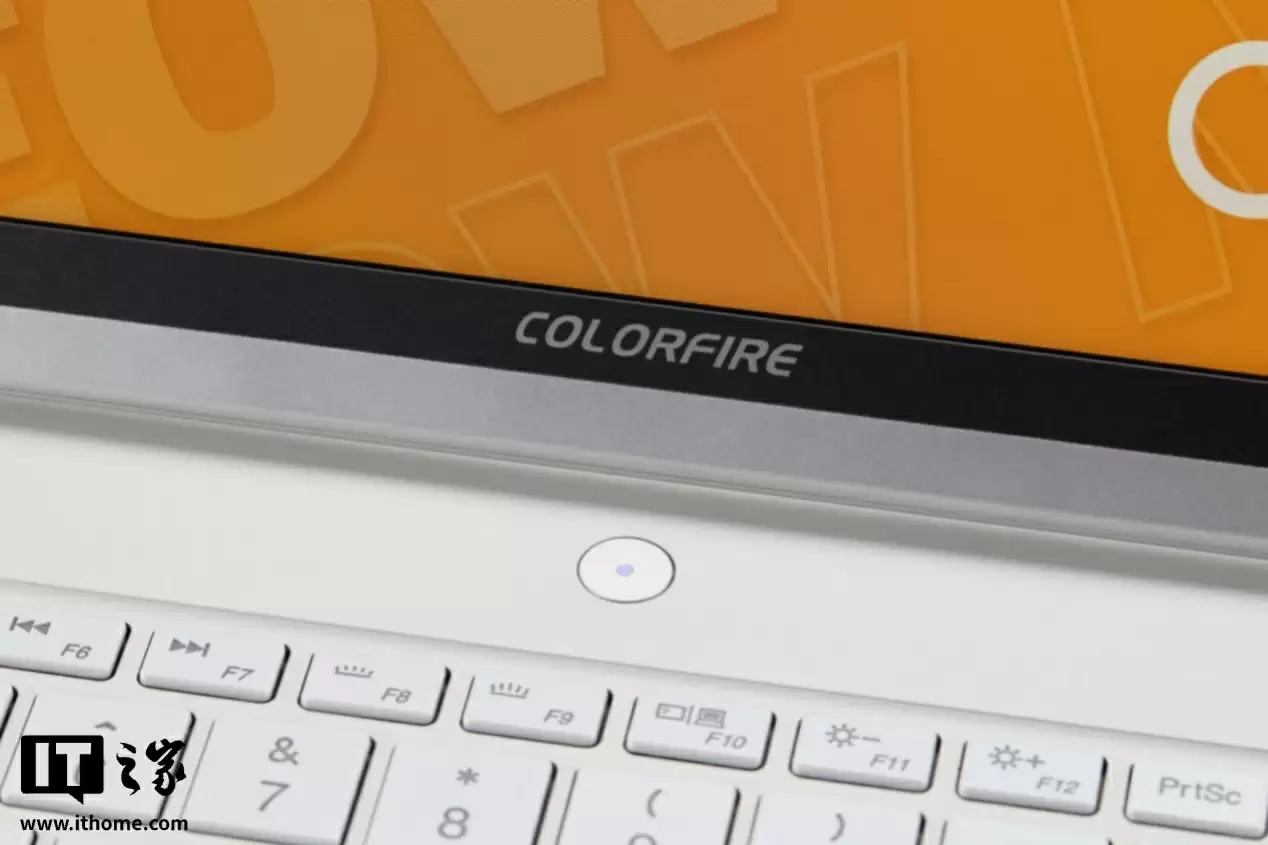 【IT之家评测室】R9 9850HX + RTX 5060,COLORFIRE MEOW R16 萌潮游戏本评测