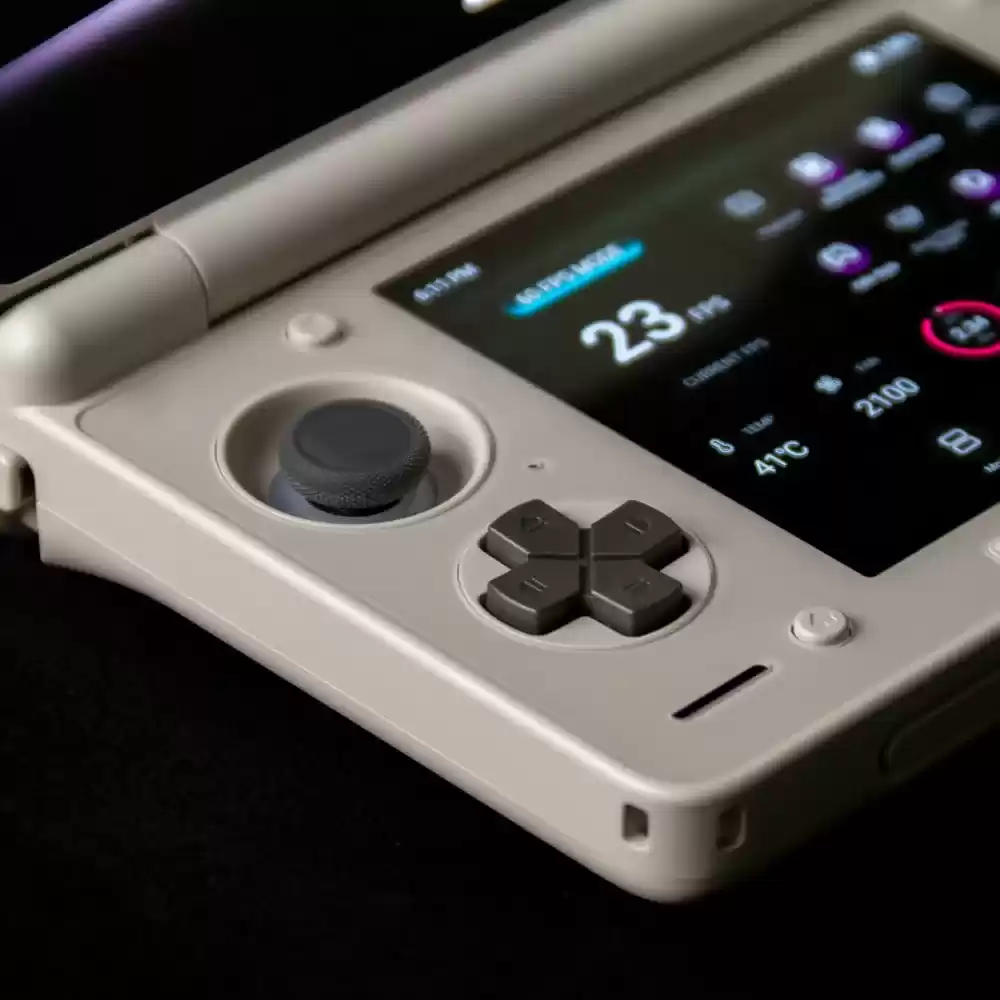 Rainbow 色 AYN Thor 双屏安卓游戏掌机真机展示，起价 249 美元