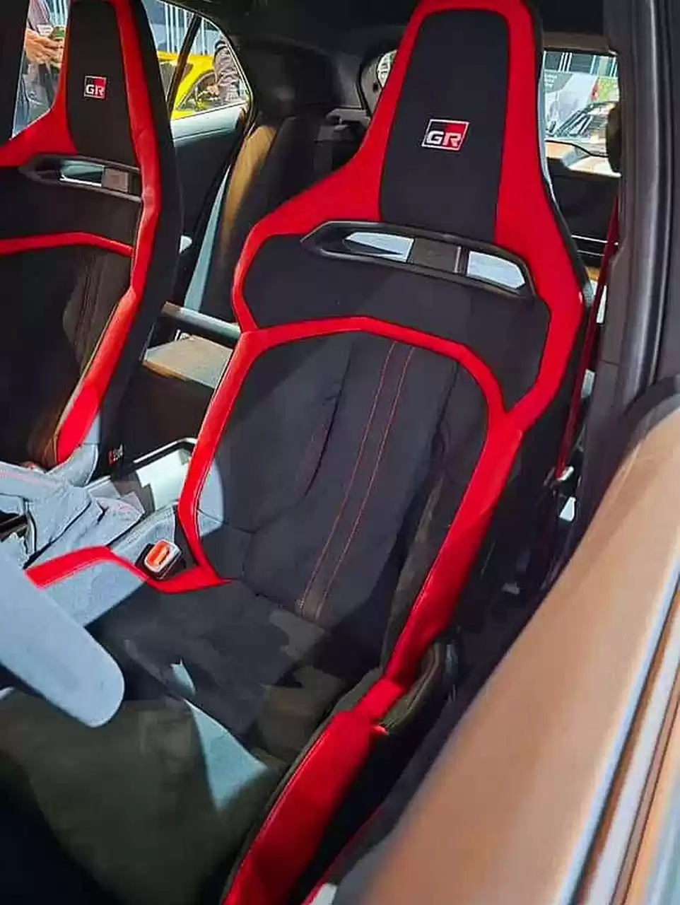 限量 500 辆，丰田高性能版 GRMN Corolla 卡罗拉掀背车曝光